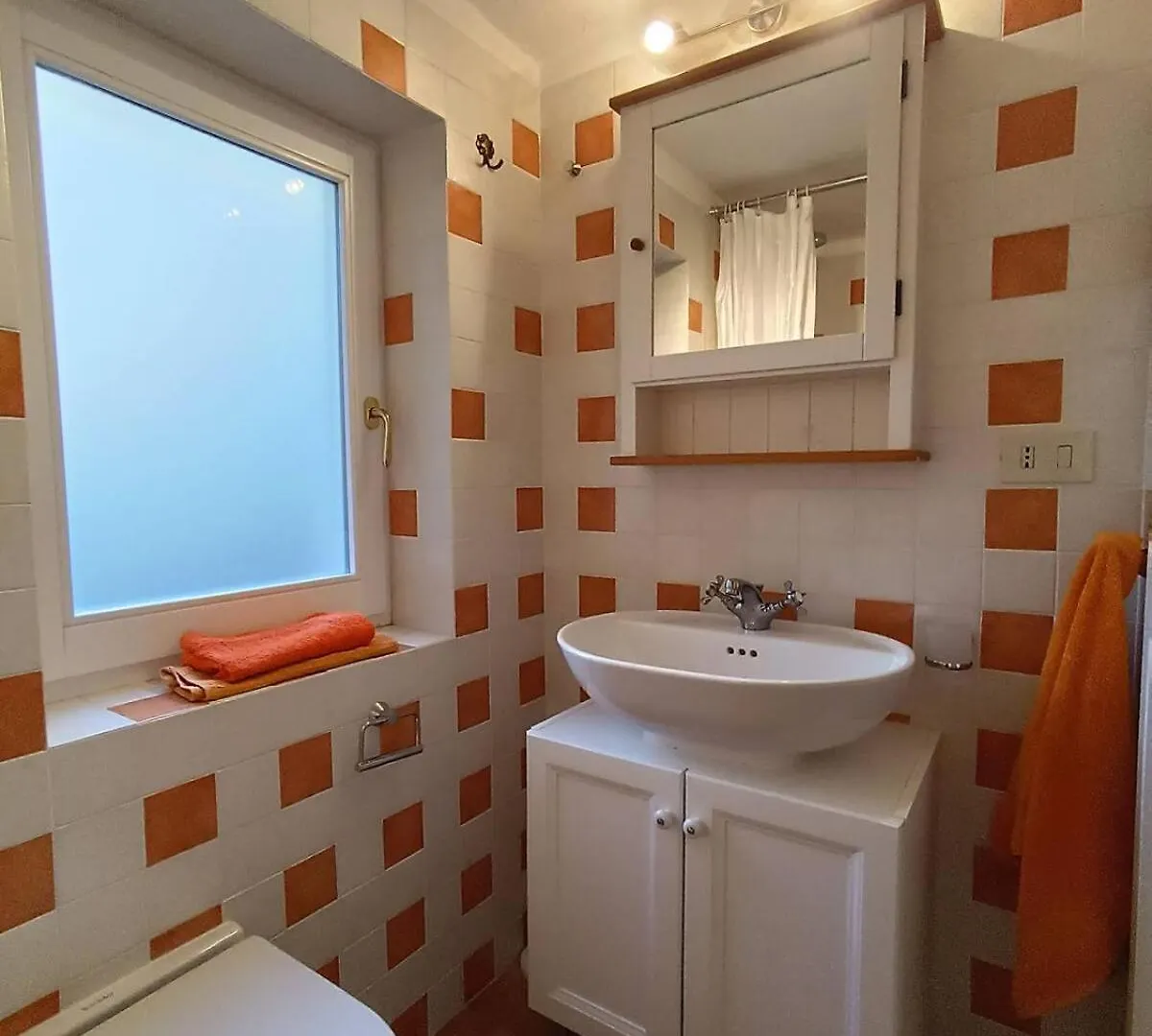 Сasa de vacaciones Villa Casa Tipica In Borgo Storico Dorio